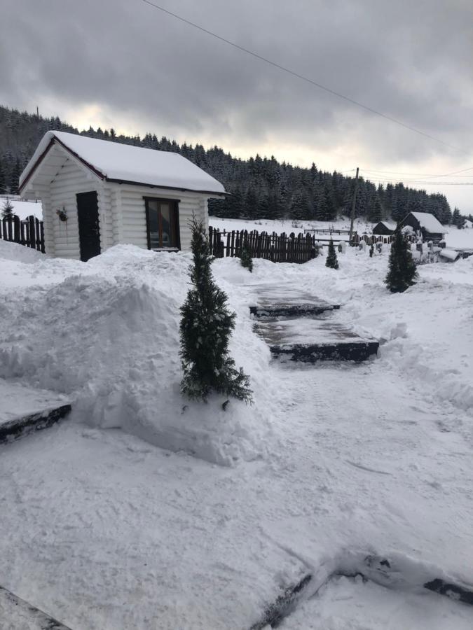 Гостьовий Дім Круасан Сімейний Bukovel Exterior photo
