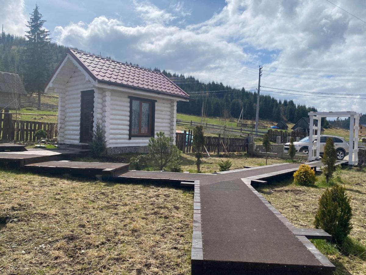 Гостьовий Дім Круасан Сімейний Bukovel Exterior photo